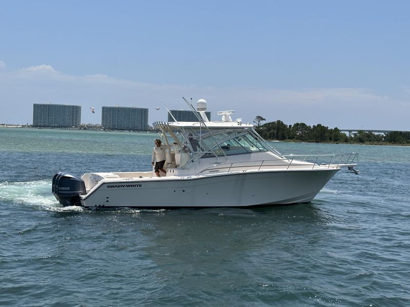 2008 Grady-White Express 360