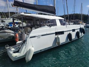 Catamaran Nautitech 40 open NEW „Whale Symphony“ for charter in