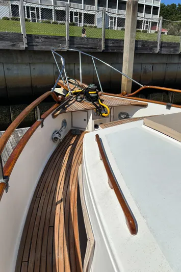 Compass Rose Yacht Photos Pics 