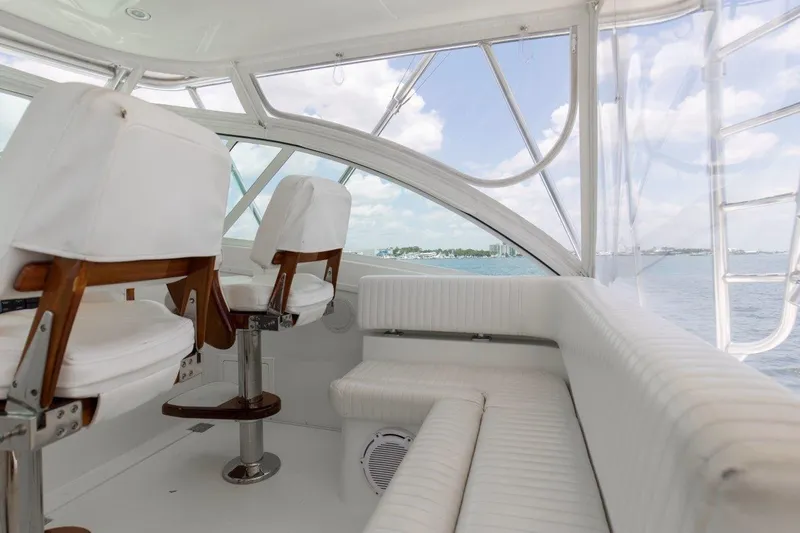 Tin Bender Yacht Photos Pics 2009 36 Albemarle 360 XF Tin Bender Lower Helm