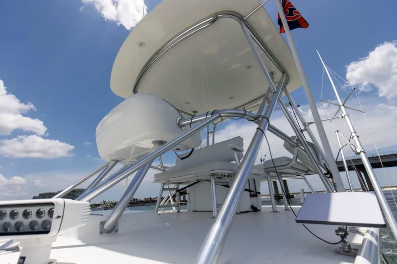 Tin Bender Yacht Photos Pics 2009 Albemarle 360 XF yacht with tower, under clear blue sky.