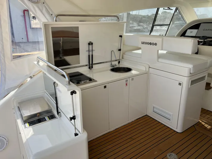 Por Ahora Yacht Photos Pics 