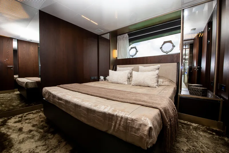 Virginia Yacht Photos Pics Port Guest