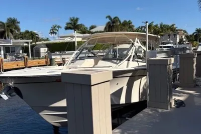 2016 Grady-White Freedom 307