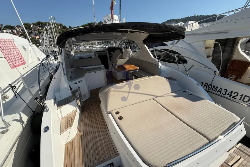 M Yacht Photos Pics 2019 Azimut Atlantis 45 yacht with spacious deck and luxurious seating.