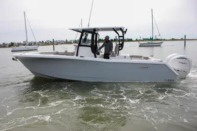 Sea Hunt Gamefish 28 Forward Seating