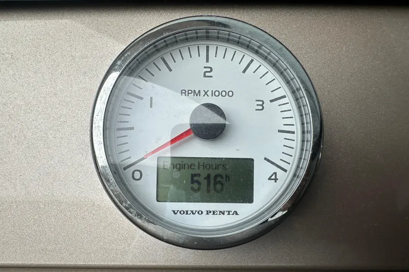  Yacht Photos Pics Volvo Penta RPM gauge showing 516 engine hours on Prestige 500 S, 2013 model.