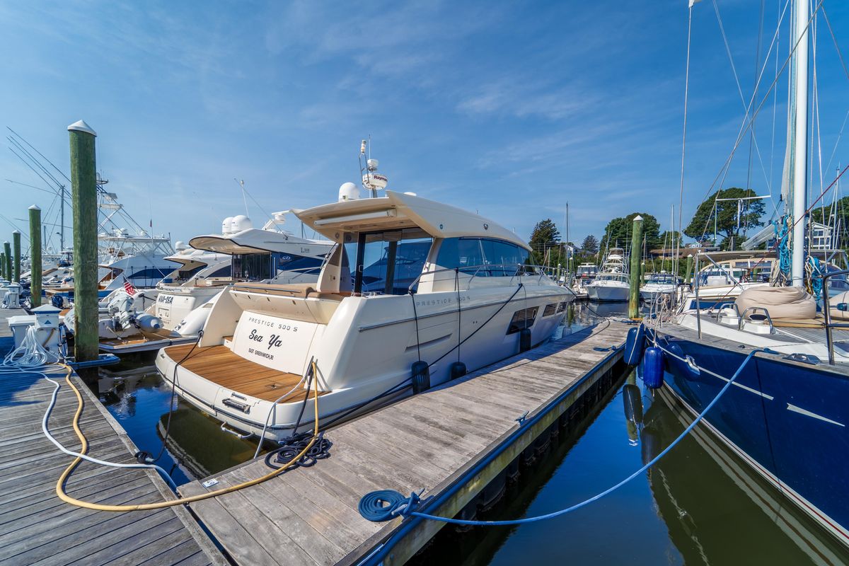 2013 Prestige 49 