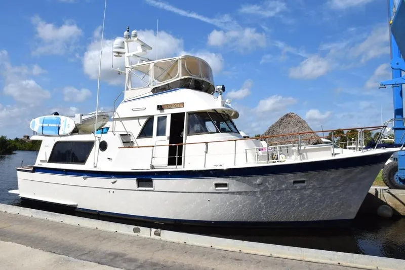 Qa3 Yacht Photos Pics QA3 - 48' Hatteras LRC 1978