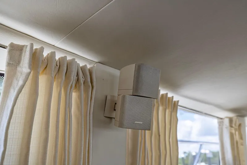 Paradise Yacht Photos Pics 