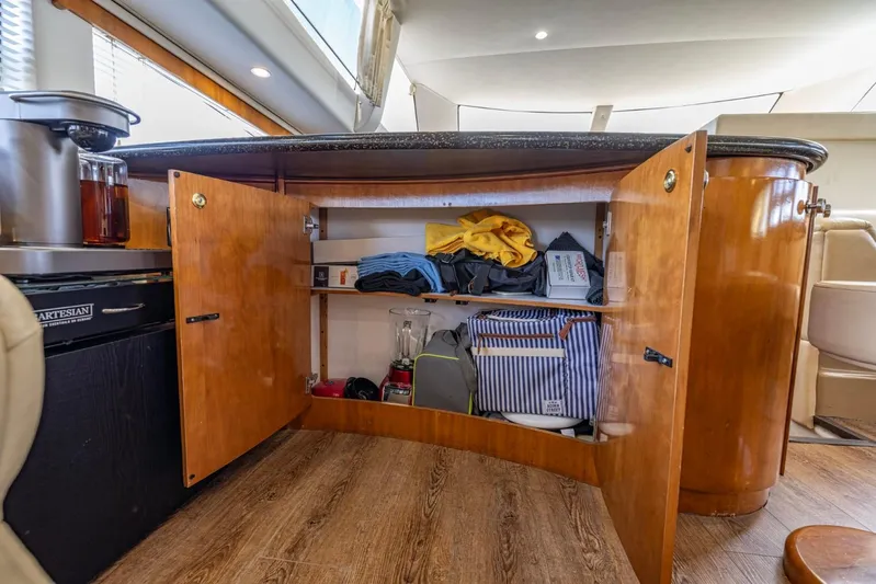 Paradise Yacht Photos Pics 