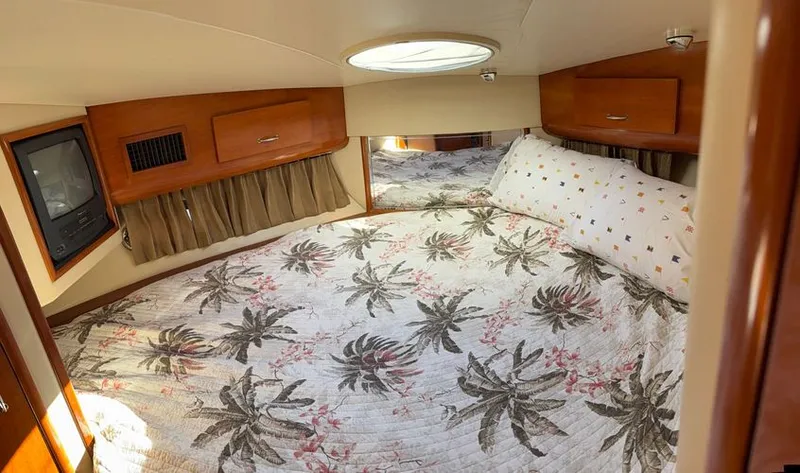 Ciao II Yacht Photos Pics 2003 Carver Cpmy 444 - Image 26