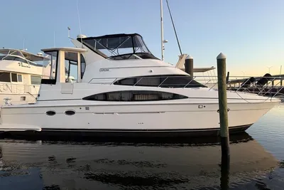 2003 Carver 444 Cockpit Motor Yacht