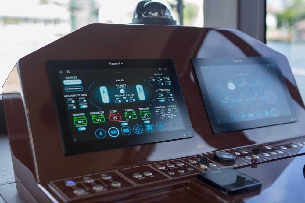 2019 Sundeck Yachts 58 