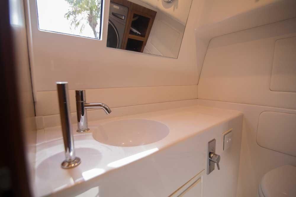 2019 Sundeck Yachts 58 