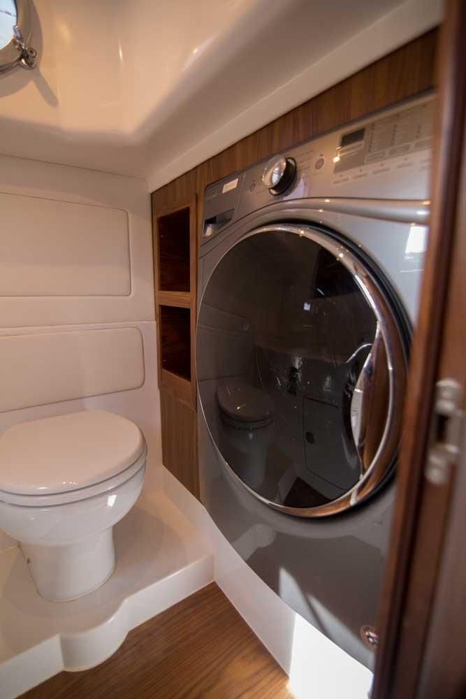 2019 Sundeck Yachts 58 