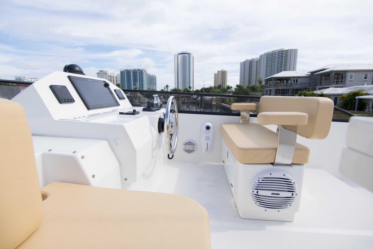 2019 Sundeck Yachts 58 