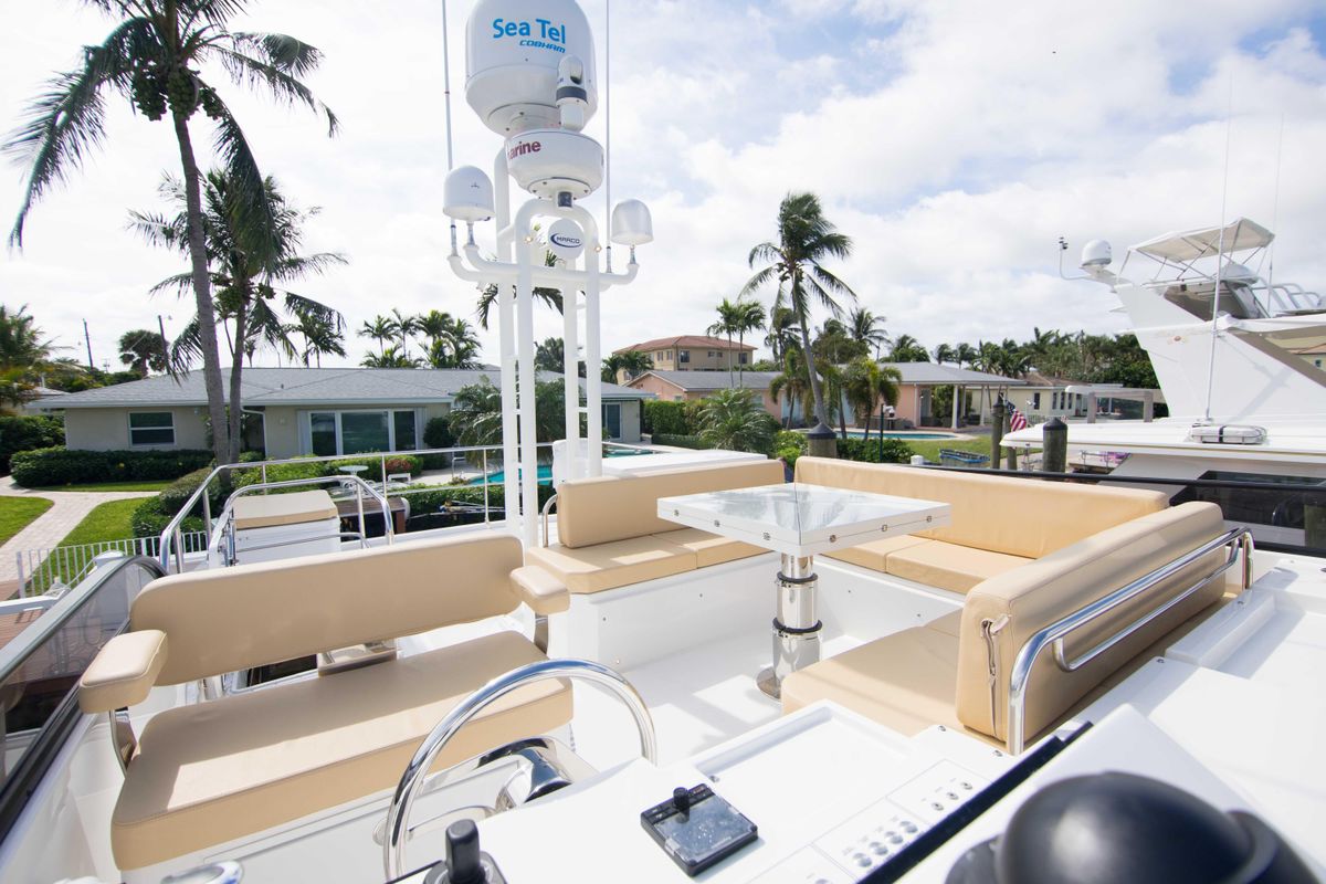 2019 Sundeck Yachts 58 