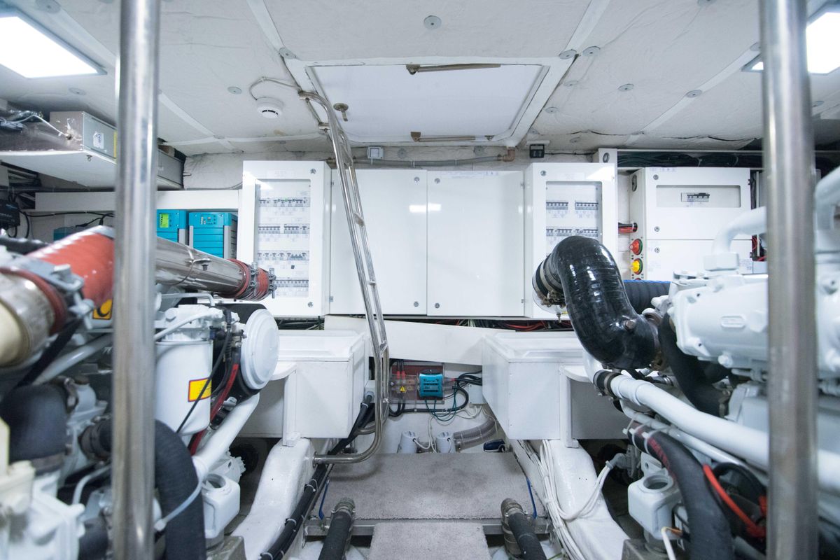 2019 Sundeck Yachts 58 