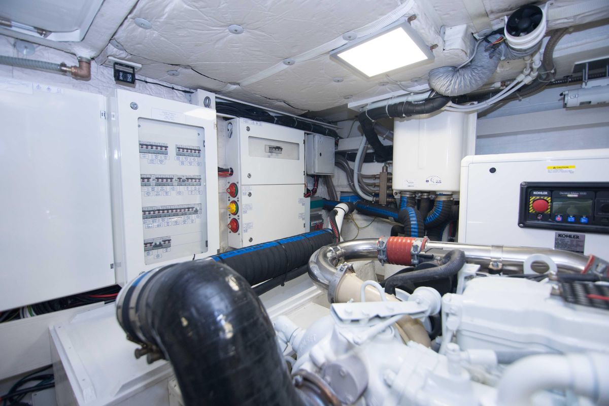 2019 Sundeck Yachts 58 