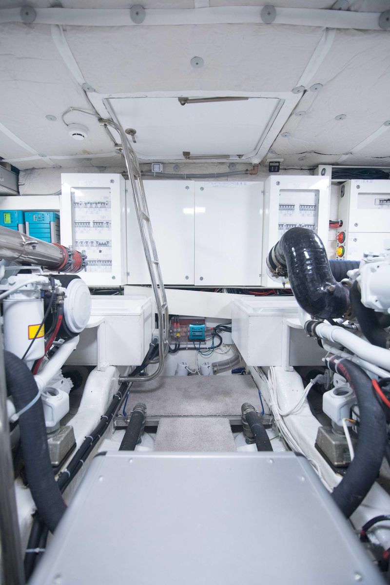 2019 Sundeck Yachts 58 