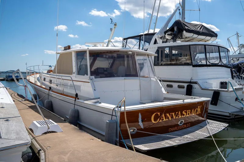 Canvasback Yacht Photos Pics 