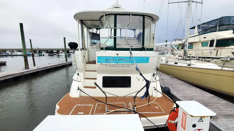 A Good Life Yacht Photos Pics Stern Profile