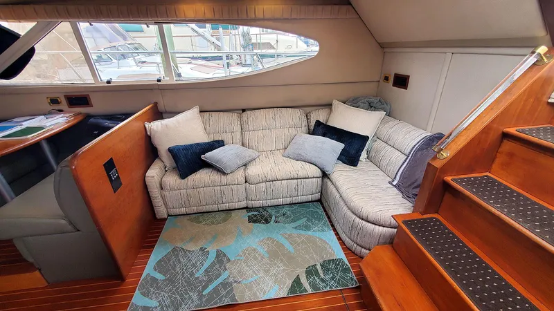 A Good Life Yacht Photos Pics Salon Starboard