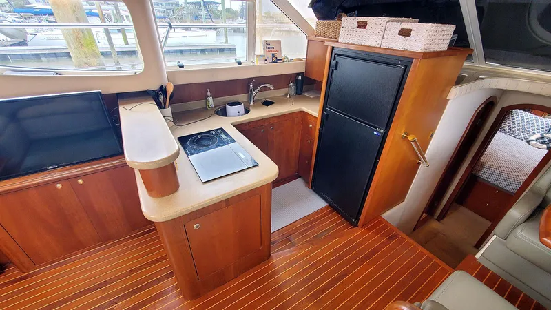 A Good Life Yacht Photos Pics Galley