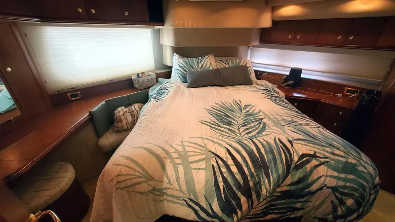 A Good Life Yacht Photos Pics Master Stateroom Port Aft