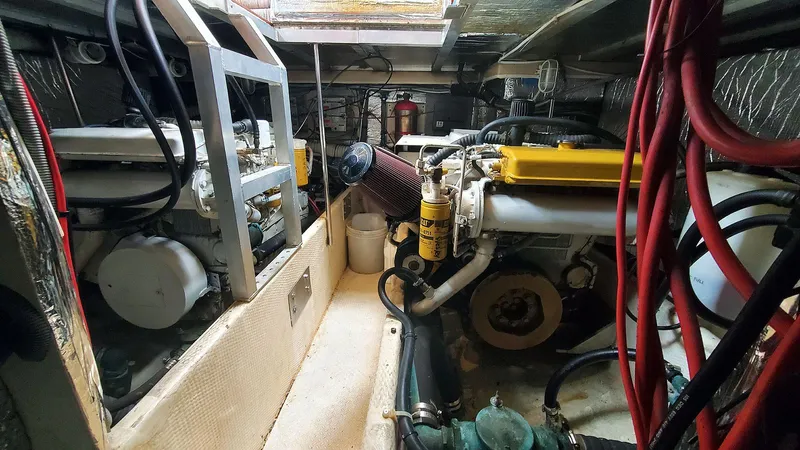 A Good Life Yacht Photos Pics Engine Room Aft