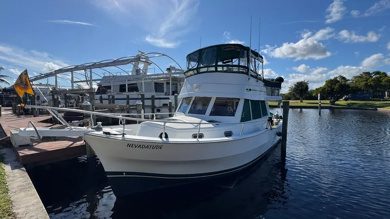 Nevadatude Yacht Photos Pics Exterior Port