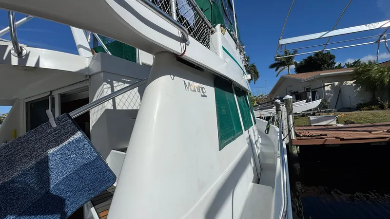 Nevadatude Yacht Photos Pics Starboard Side Deck