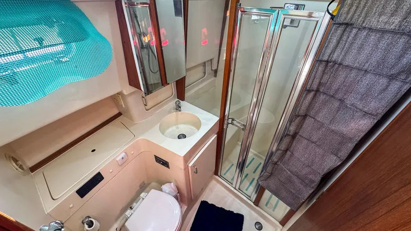 Nevadatude Yacht Photos Pics Head