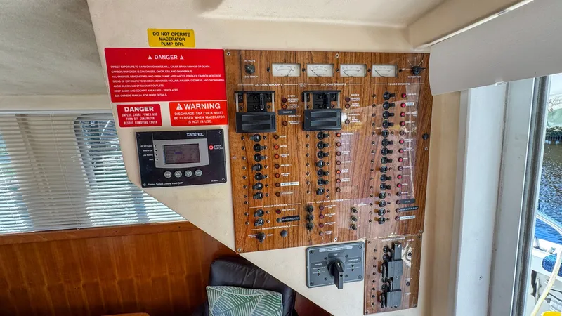 Nevadatude Yacht Photos Pics Control Panel