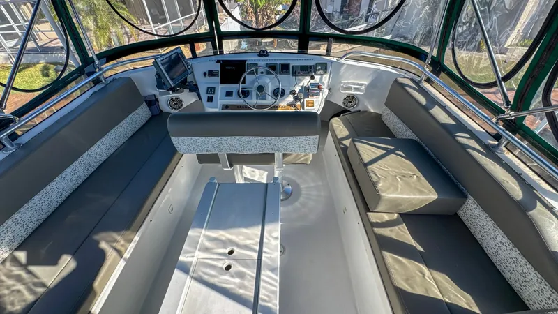 Nevadatude Yacht Photos Pics Flybridge