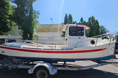 Ranger Tugs R-21