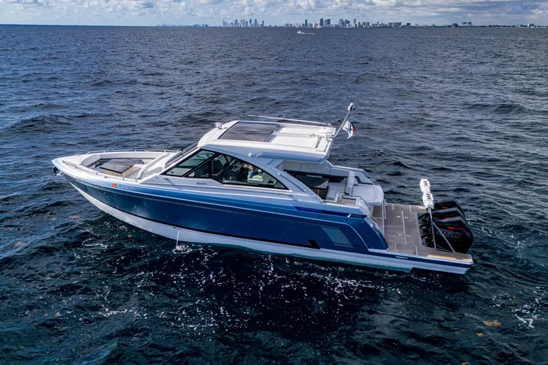  Yacht Photos Pics 2022 Formula 380 Super Sport Crossover OB cruising on open water.