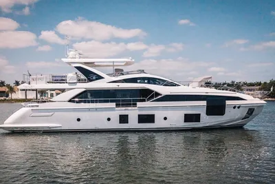 Azimut Grande 27 METRI