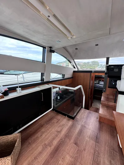 Tiki Tiki Yacht Photos Pics 