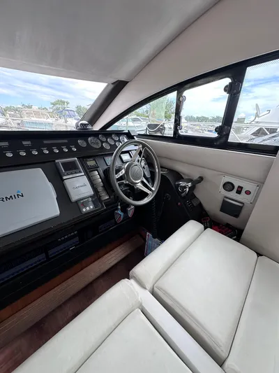 Tiki Tiki Yacht Photos Pics 