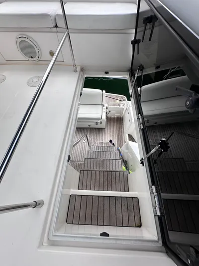 Tiki Tiki Yacht Photos Pics 