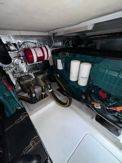 Tiki Tiki Yacht Photos Pics 