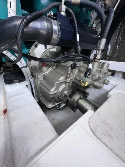 Tiki Tiki Yacht Photos Pics 