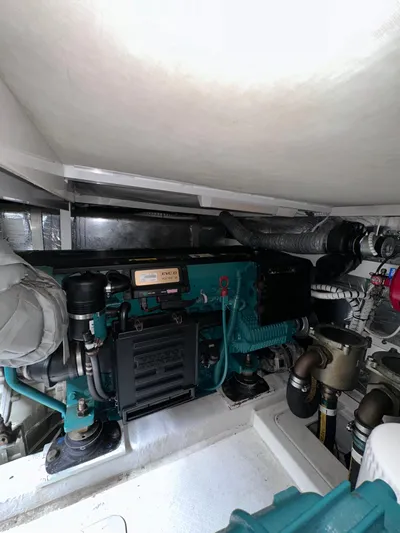 Tiki Tiki Yacht Photos Pics 