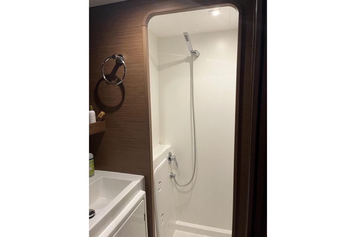2020 Lagoon 42 
