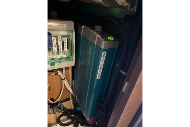 Always Sunday Yacht Photos Pics Electrical system with inverter in 2020 Lagoon 42 yacht.