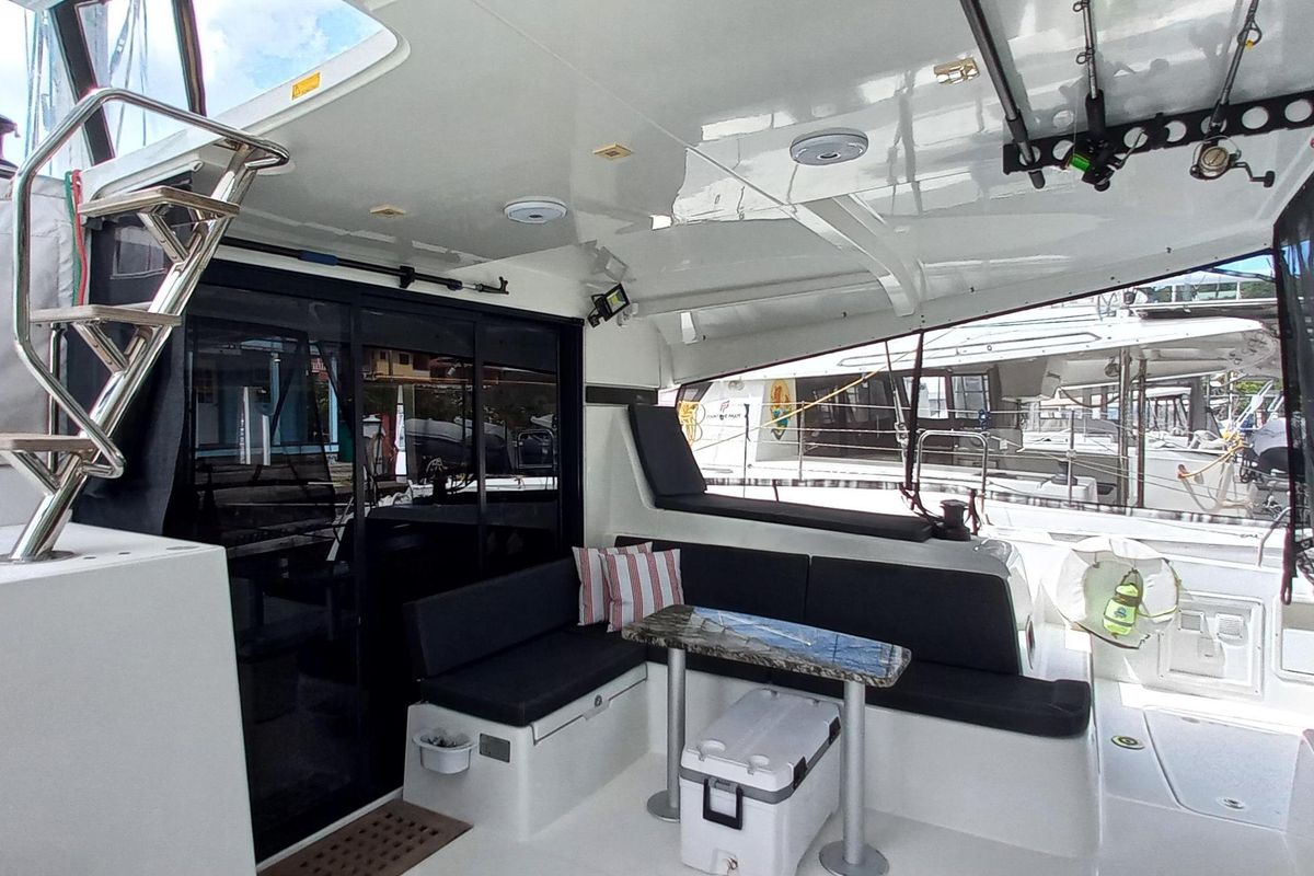 2020 Lagoon 42 