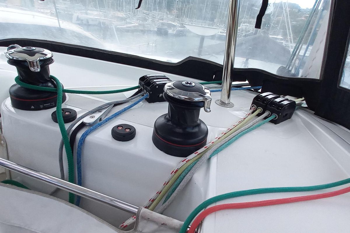 2020 Lagoon 42 