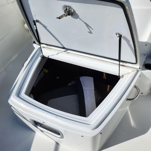 Hanolei Yacht Photos Pics Open storage compartment on a 2021 Jeanneau 9.0 CC boat.